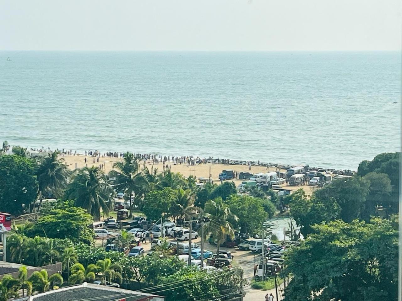 Negombo Ocean Breeze Luxury Studio By Serendib Vacation Buitenkant foto