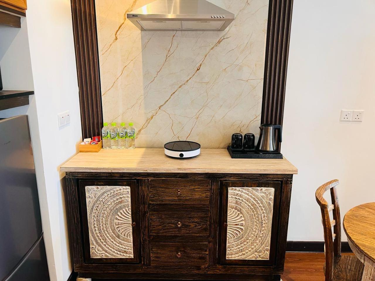 Negombo Ocean Breeze Luxury Studio By Serendib Vacation Buitenkant foto